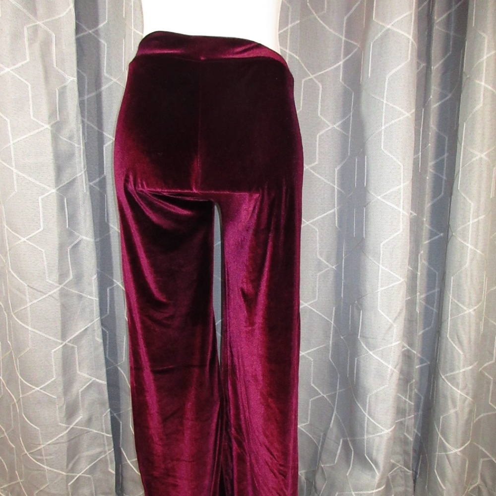 Lucy in the sky Elegant Velvet Burgundy Skirt Worn Once